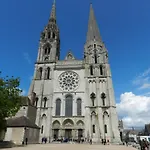 Le Petit Paradis