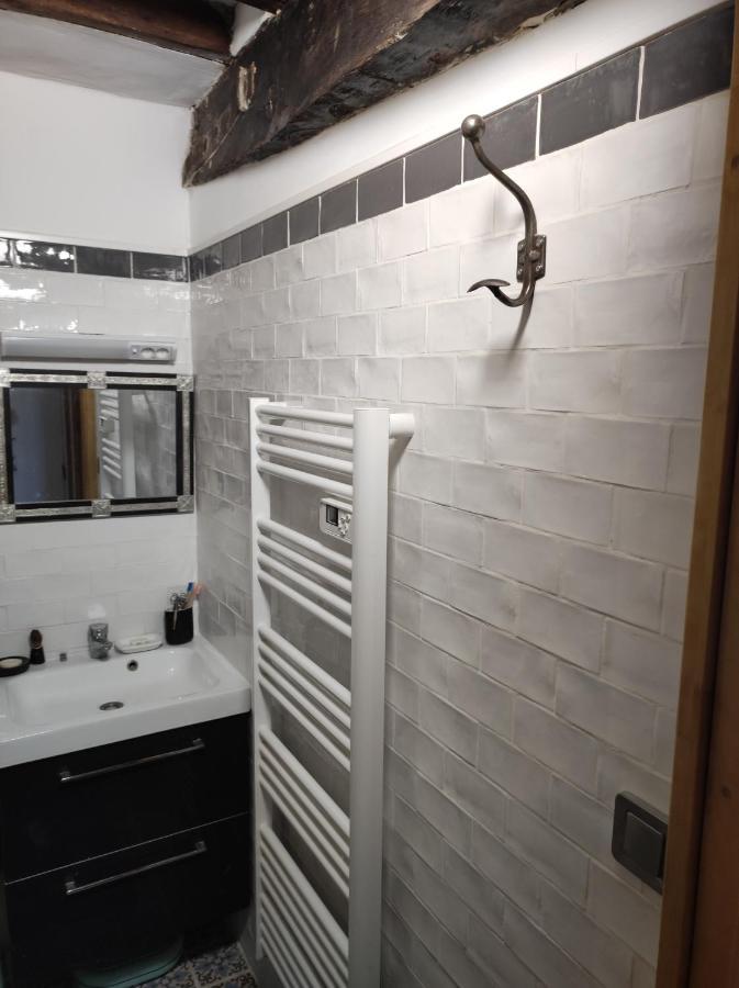 Le Petit Paradis Apartment *